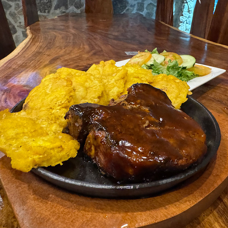 Lunes chuleta asada bbq