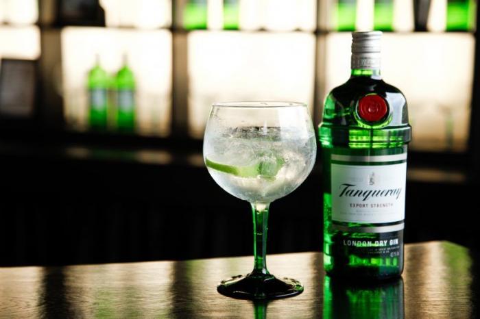 TANQUERAY TRAGOS