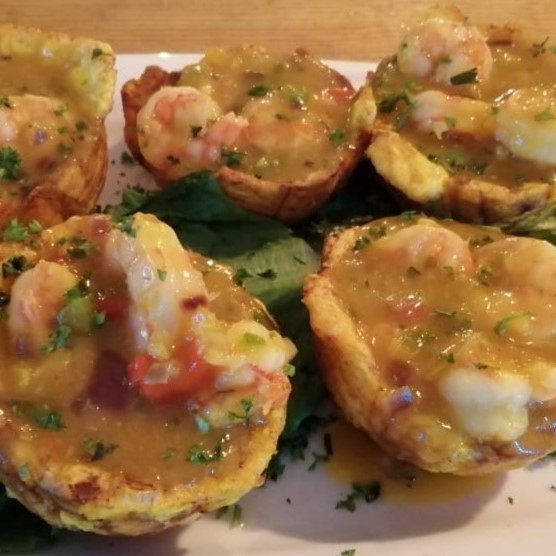 Patacones Rellenos de camarones 