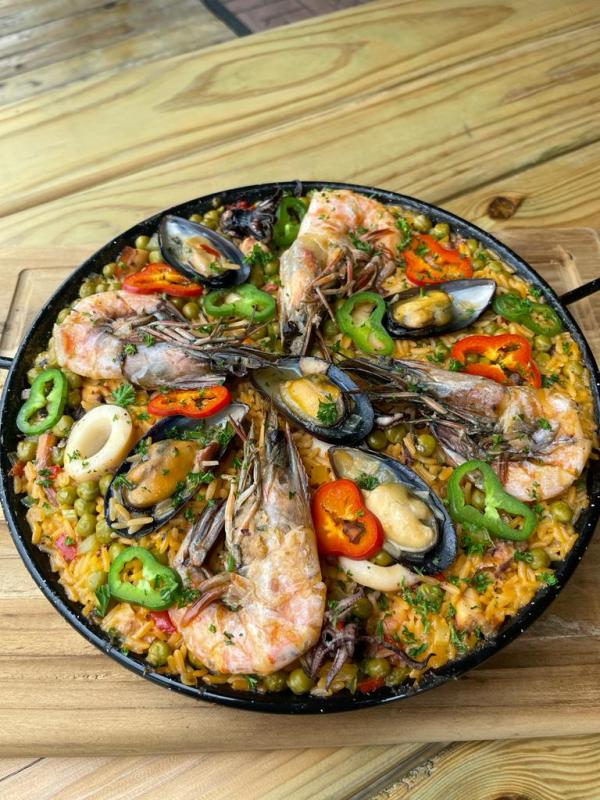 Paella de mariscos 