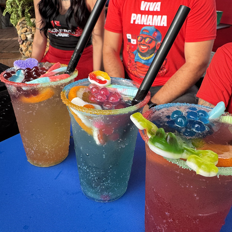 Sodas Micheladas con perlas Explosivas y licor